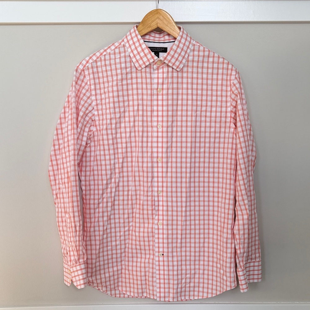 Banana Republic Men's Pink Plaid Button Down Shirt